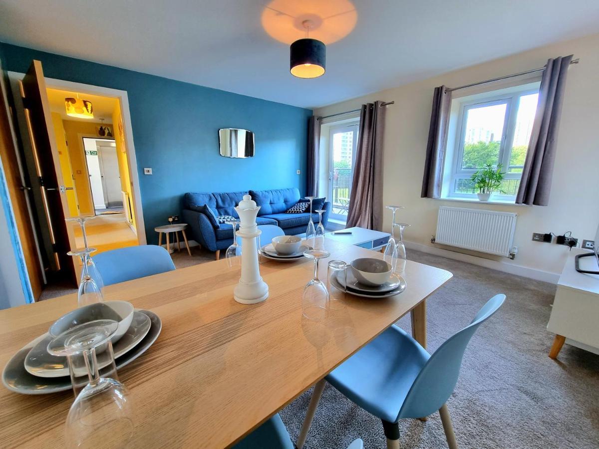 Luxury 2-Bedroom Service Apartment With Balcony Manchester Exteriör bild